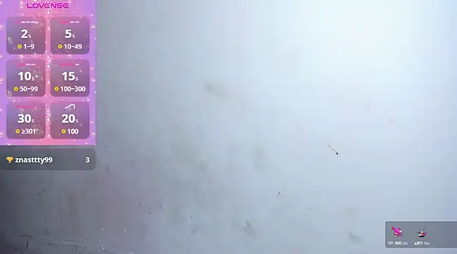 Snapshot of megan_kis9 chatting on 03.17.25 megan kis9 online show from 03.17.25