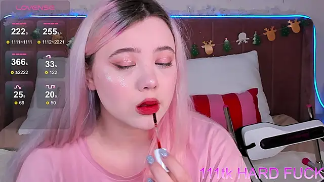   KawaiiYuki   online show from 01.05.25