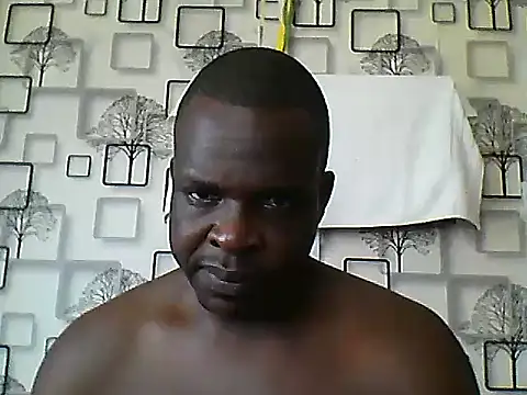 Snapshot of Chumba_001 chatting on 10.01.25 Chumba 001 online show from 10.01.25