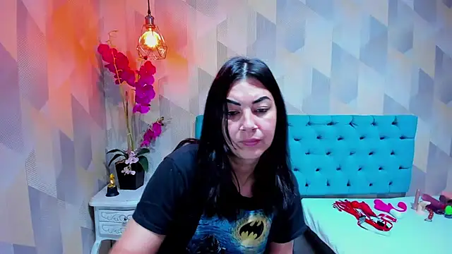 AdaFawxx online show from 02.21.26