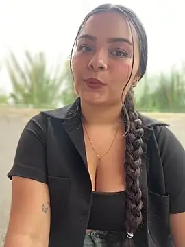 aneesa darzi online show from 03.07.25