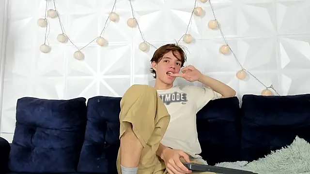 daniel hot03 online show from 02.25.25