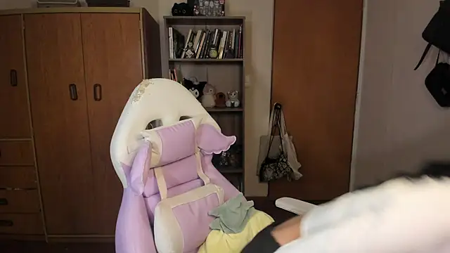 Snapshot of valerie__skyy chatting on 01.10.25 valerie skyy online show from 01.10.25