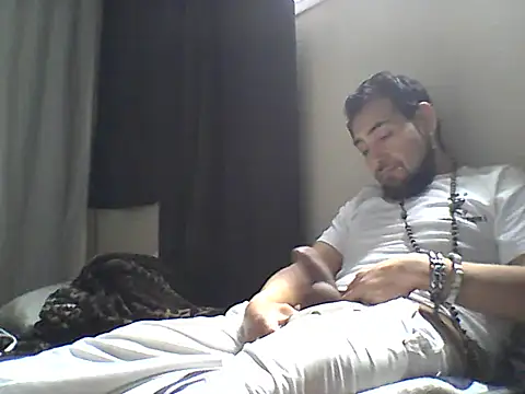 Snapshot of SideGhost chatting on 02.14.26 SideGhost online show from 02.14.26