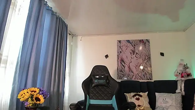 Doll troy online show from 12.05.24