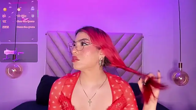 EmmaSwift  online show from 11.21.25