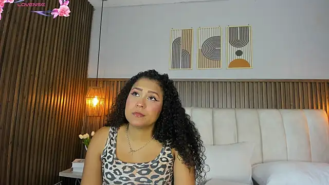 Snapshot of Ashleyy23x chatting on 05.26.26 Ashleyy23x online show from 05.26.26