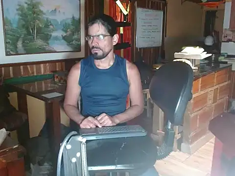 Dr Pocholate84 online show from 05.15.26