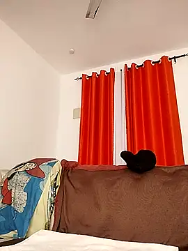 Snapshot of Kamdollie chatting on 02.27.25 Kamdollie online show from 02.27.25