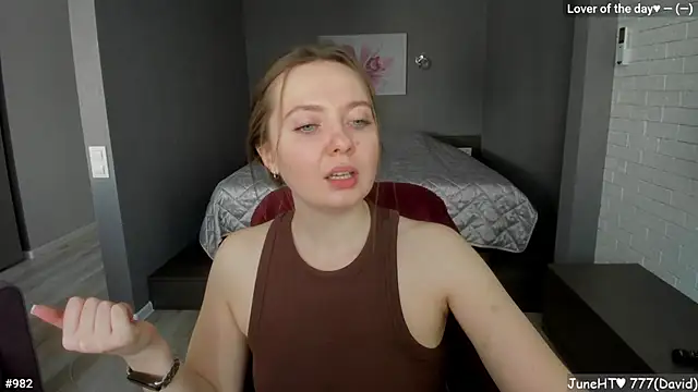 Snapshot of LizaGost chatting on 06.05.26 LizaGost online show from 06.05.26