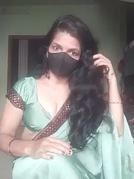 Shuttii 25 online show from 10.28.25