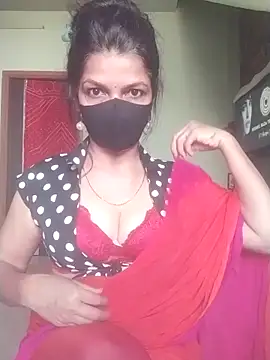 Snapshot of Shuttii_25 chatting on 02.04.26 Shuttii 25 online show from 02.04.26