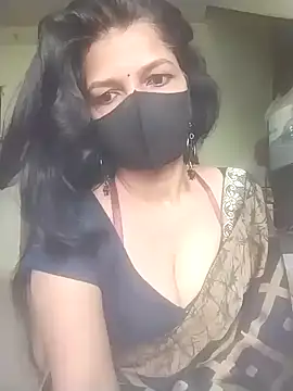 Snapshot of Shuttii_25 chatting on 02.17.26 Shuttii 25 online show from 02.17.26