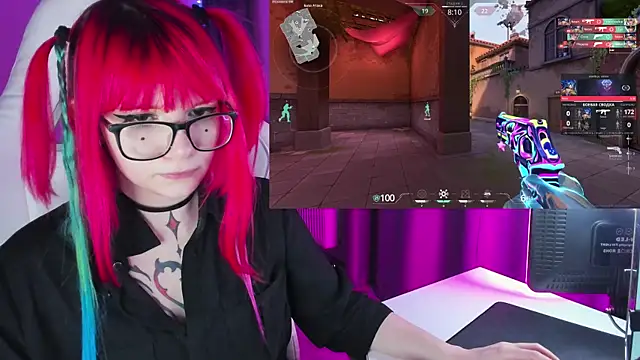 Snapshot of Yumi_Youkai chatting on 12.06.24 Yumi Youkai online show from 12.06.24