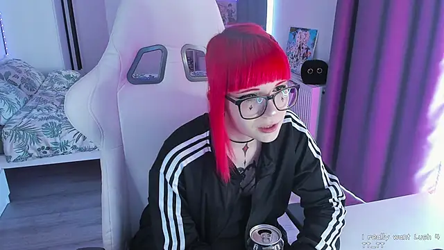 Snapshot of Yumi_Youkai chatting on 02.19.25 Yumi Youkai online show from 02.19.25