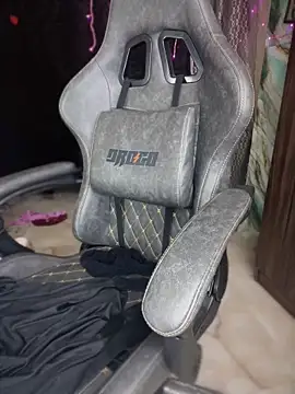 PARI Hun online show from 02.05.25