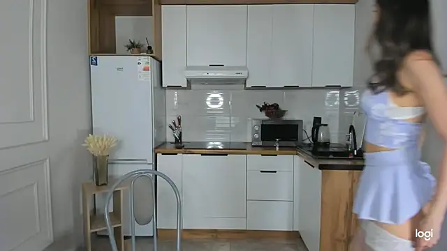 missliiaa online show from 04.12.26