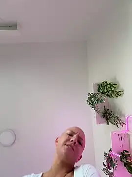 PaulinaSchubert1 online show from 03.16.26