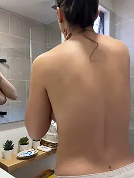 AnnaCastillo  online show from 11.23.25