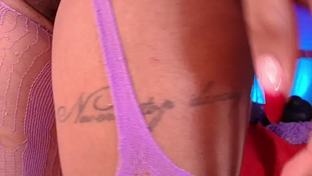 jones maddy  online show from 02.27.26