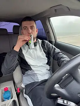 ElChapoGuzman95 online show from 11.16.25