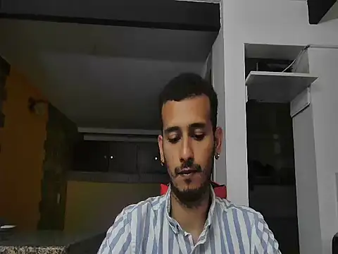 Snapshot of talktome4 chatting on 05.19.26 talktome4 online show from 05.19.26