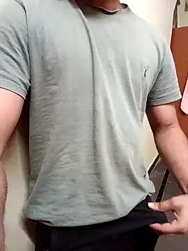 Snapshot of addu24 chatting on 12.14.24 addu24 online show from 12.14.24