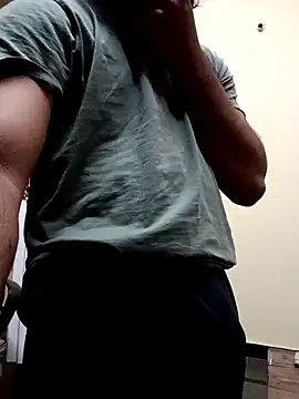 Snapshot of addu24 chatting on 12.15.24 addu24 online show from 12.15.24