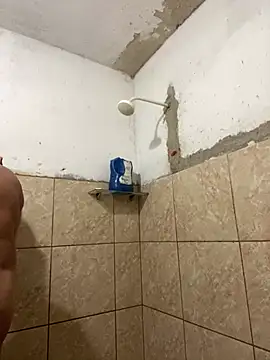 Snapshot of Duduhott chatting on 12.13.24 Duduhott online show from 12.13.24