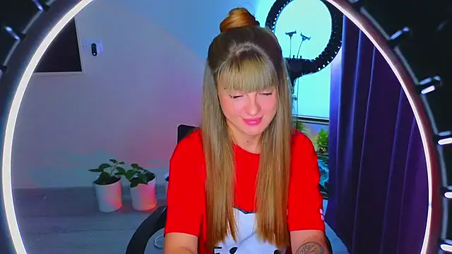  comefeelme  online show from 11.25.25