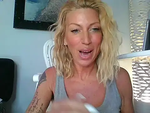 Weloveblue online show from 11.26.25