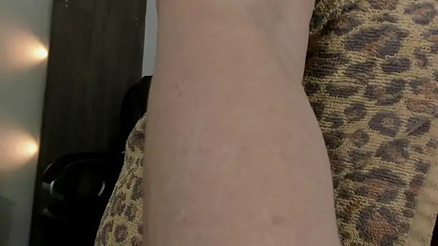 Cheryl JONES online show from 12.04.25