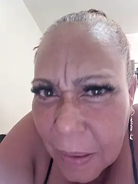 Snapshot of Cheryl_JONES chatting on 05.27.26 Cheryl JONES online show from 05.27.26