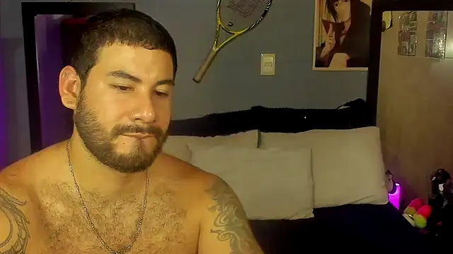 Snapshot of Prometeo-grizzly chatting on 12.29.24 Prometeo-grizzly online show from 12.29.24