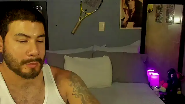 Snapshot of Prometeo-grizzly chatting on 01.02.25 Prometeo-grizzly online show from 01.02.25