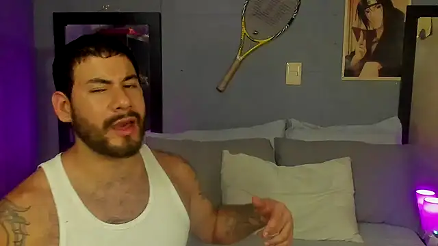 Snapshot of Prometeo-grizzly chatting on 01.03.25 Prometeo-grizzly online show from 01.03.25