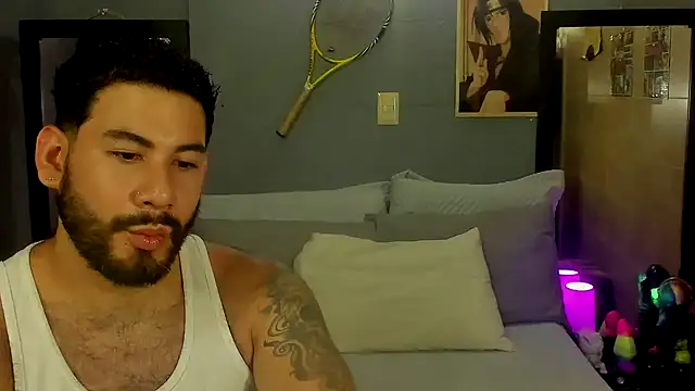 Snapshot of Prometeo-grizzly chatting on 01.12.25 Prometeo-grizzly online show from 01.12.25