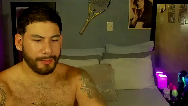 Snapshot of Prometeo-grizzly chatting on 01.14.25 Prometeo-grizzly online show from 01.14.25