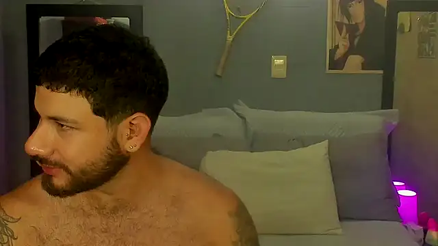 Snapshot of Prometeo-grizzly chatting on 01.18.25 Prometeo-grizzly online show from 01.18.25