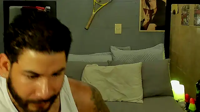 Snapshot of Prometeo-grizzly chatting on 01.24.25 Prometeo-grizzly online show from 01.24.25