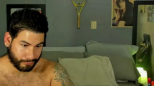 Snapshot of Prometeo-grizzly chatting on 02.06.25 Prometeo-grizzly online show from 02.06.25