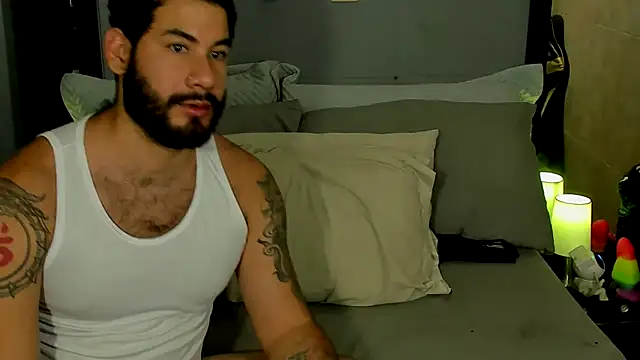 Snapshot of Prometeo-grizzly chatting on 02.09.25 Prometeo-grizzly online show from 02.09.25