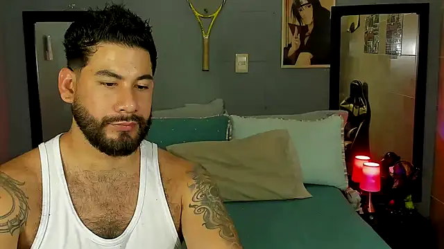 Snapshot of Prometeo-grizzly chatting on 02.17.25 Prometeo-grizzly online show from 02.17.25