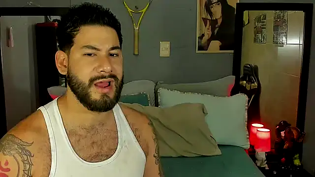 Snapshot of Prometeo-grizzly chatting on 02.22.25 Prometeo-grizzly online show from 02.22.25