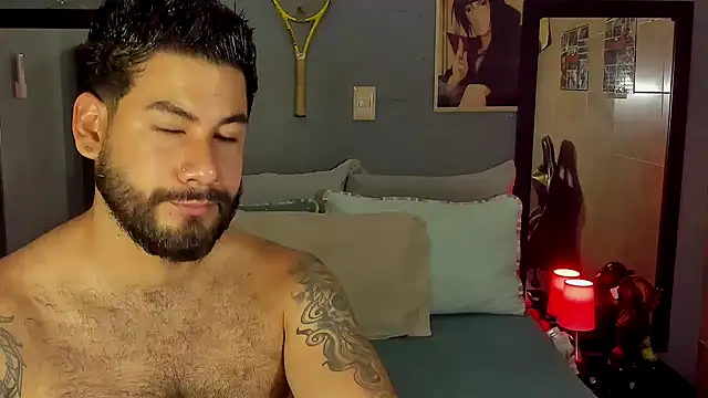 Snapshot of Prometeo-grizzly chatting on 02.22.25 Prometeo-grizzly online show from 02.22.25