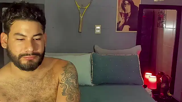 Snapshot of Prometeo-grizzly chatting on 02.24.25 Prometeo-grizzly online show from 02.24.25