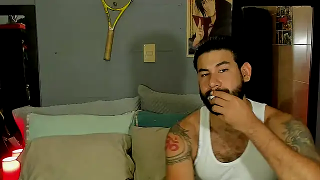 Snapshot of Prometeo-grizzly chatting on 03.05.25 Prometeo-grizzly online show from 03.05.25