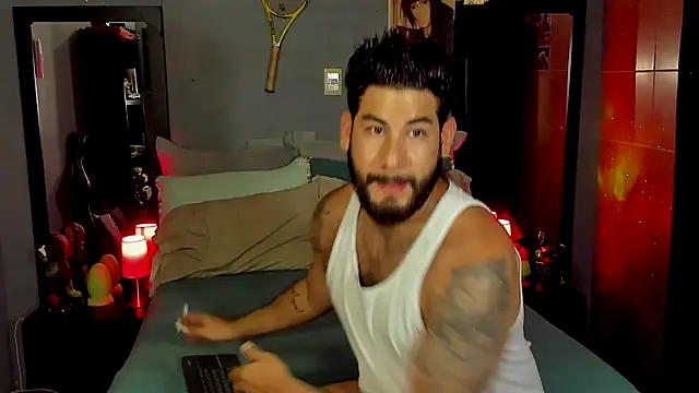 Snapshot of Prometeo-grizzly chatting on 03.09.25 Prometeo-grizzly online show from 03.09.25