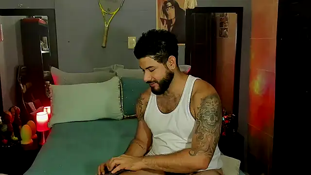 Snapshot of Prometeo-grizzly chatting on 03.09.25 Prometeo-grizzly online show from 03.09.25