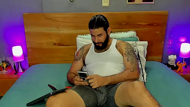 Snapshot of Prometeo-grizzly chatting on 01.08.26 Prometeo-grizzly online show from 01.08.26